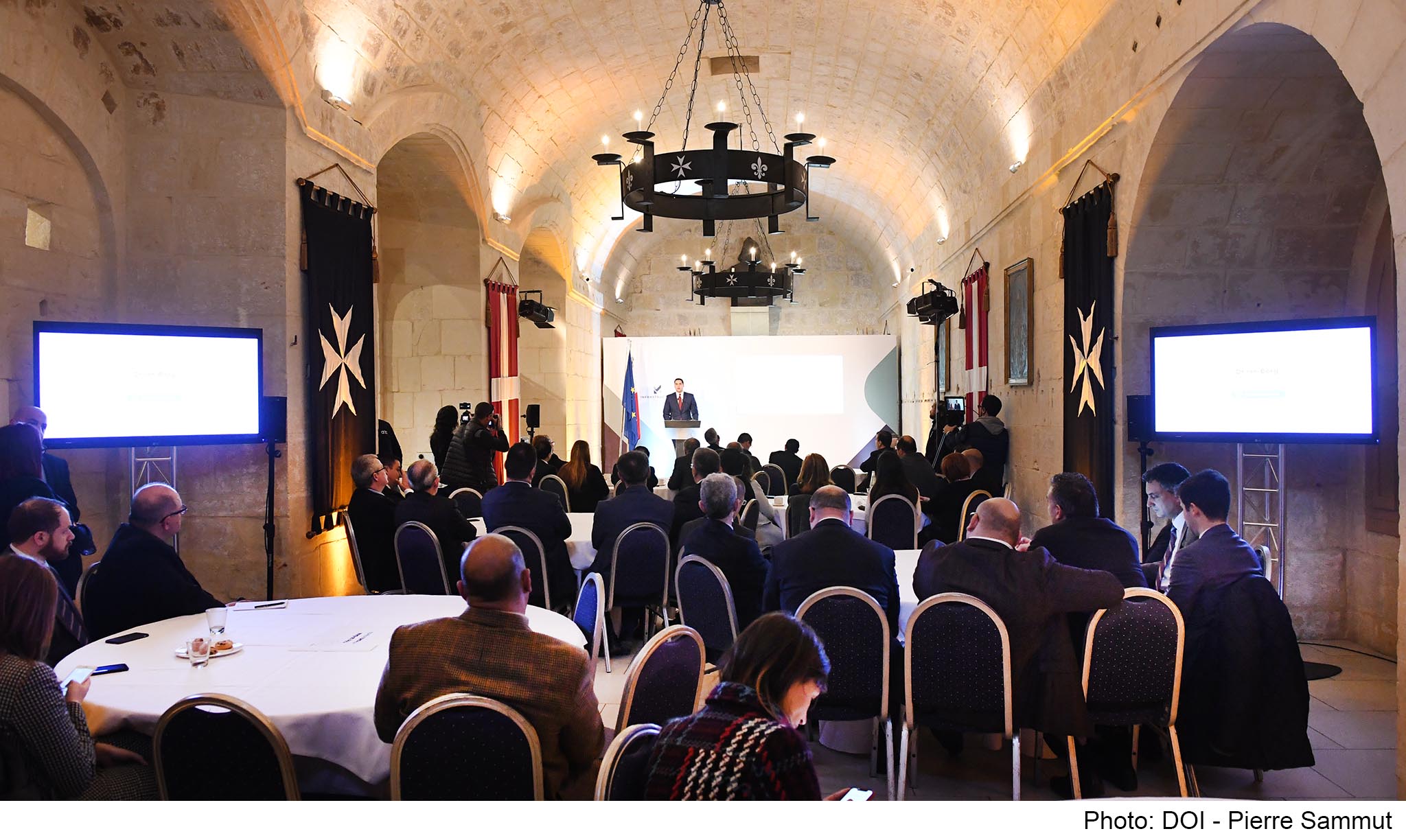 PRESS RELEASE BY THE MINISTRY FOR TRANSPORT, INFRASTRUCTURE AND CAPITAL PROJECTS “Our country is gaining back €1,200 million for every €141 million we are investing in infrastructure” – Minister Ian Borg