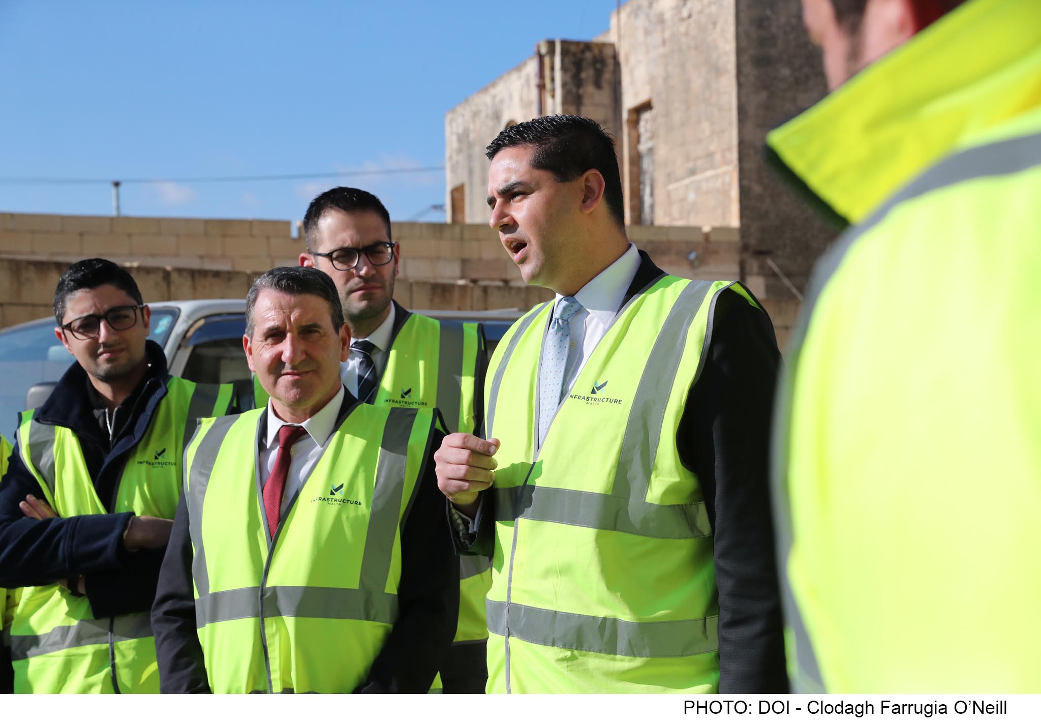 PRESS RELEASE BY THE MINISTRY FOR TRANSPORT, INFRASTRUCTURE AND CAPITAL PROJECTS AND THE PARLIAMENTARY SECRETARIAT FOR LOCAL GOVERNMENT AND COMMUNITIES:  Another 170 residential roads to be rebuilt with a total estimated value of around €70 million