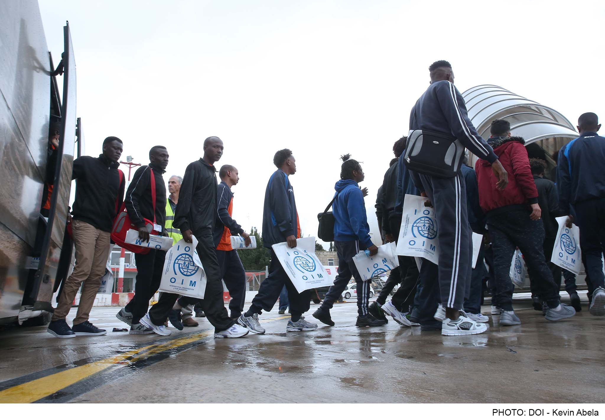PRESS RELEASE BY THE GOVERNMENT OF MALTA: Three groups of immigrants relocated in Germany, Lithuania and Romania