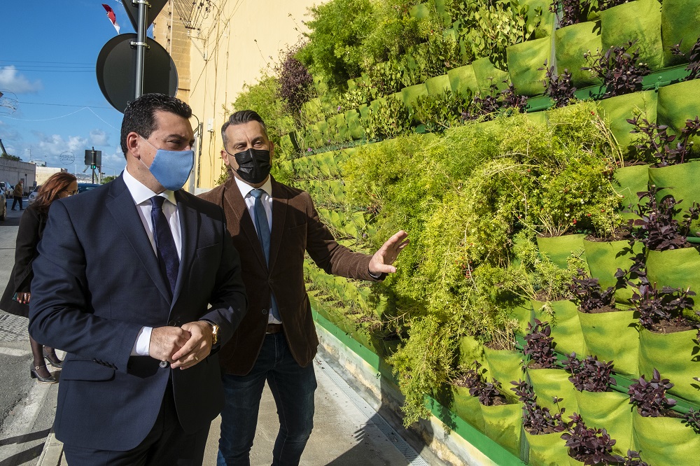 PRESS RELEASE BY THE MINISTRY FOR THE ENVIRONMENT, CLIMATE CHANGE AND PLANNING: Further investment into green walls around Malta