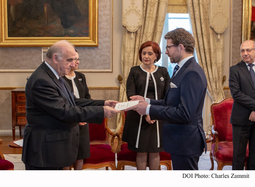 PRESS RELEASE BY THE OFFICE OF THE PRESIDENT Ambassador of the Republic of Poland Tomasz Czyszek presents his letters of credence to the President of Malta
