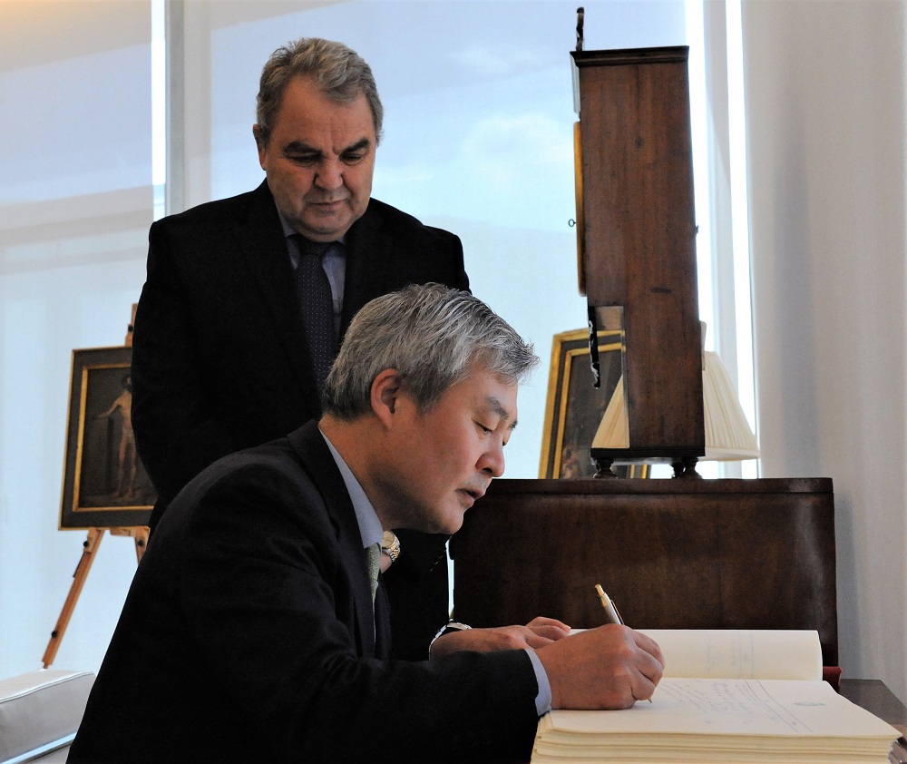 PRESS RELEASE BY THE OFFICE OF THE SPEAKER Speaker Farrugia meets new Korean Ambassador