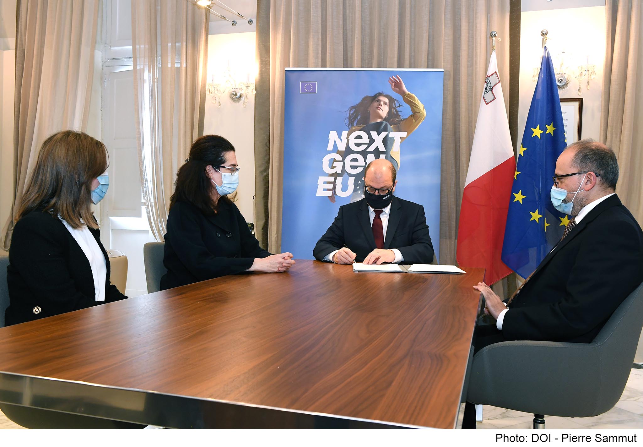 PRESS RELEASE BY THE PARLIAMENTARY SECRETARIAT FOR EUROPEAN FUNDS Malta receives the first €41 million from the EU under the Recovery and Resilience Facility