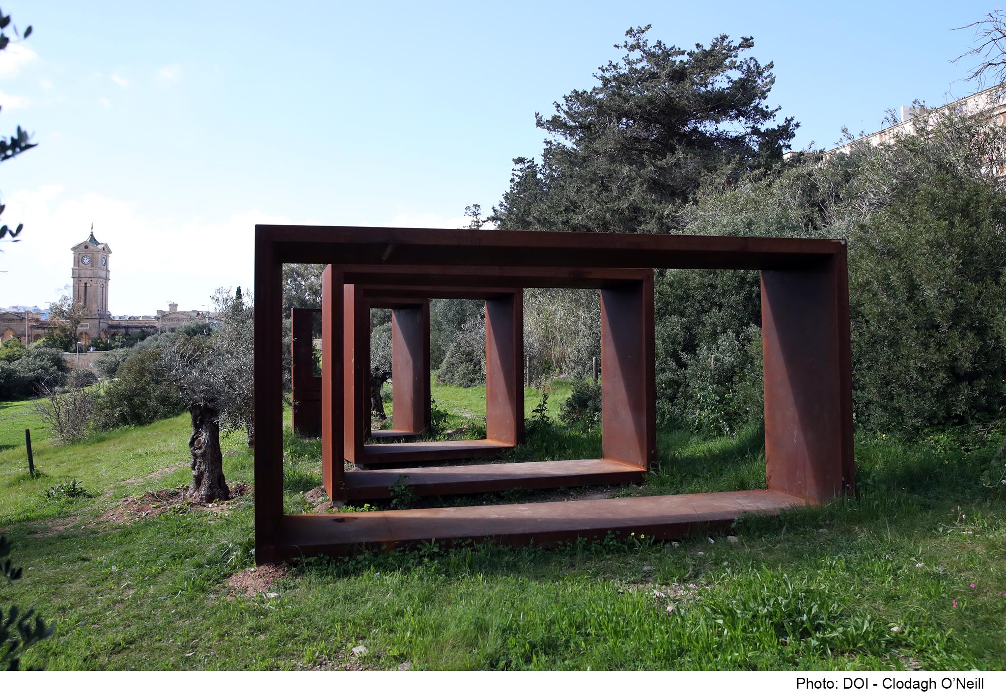 PRESS RELEASE BY THE MINISTRY FOR TRANSPORT, INFRASTRUCTURE AND CAPITAL PROJECTS: Art in Public Spaces project in Pembroke inaugurated