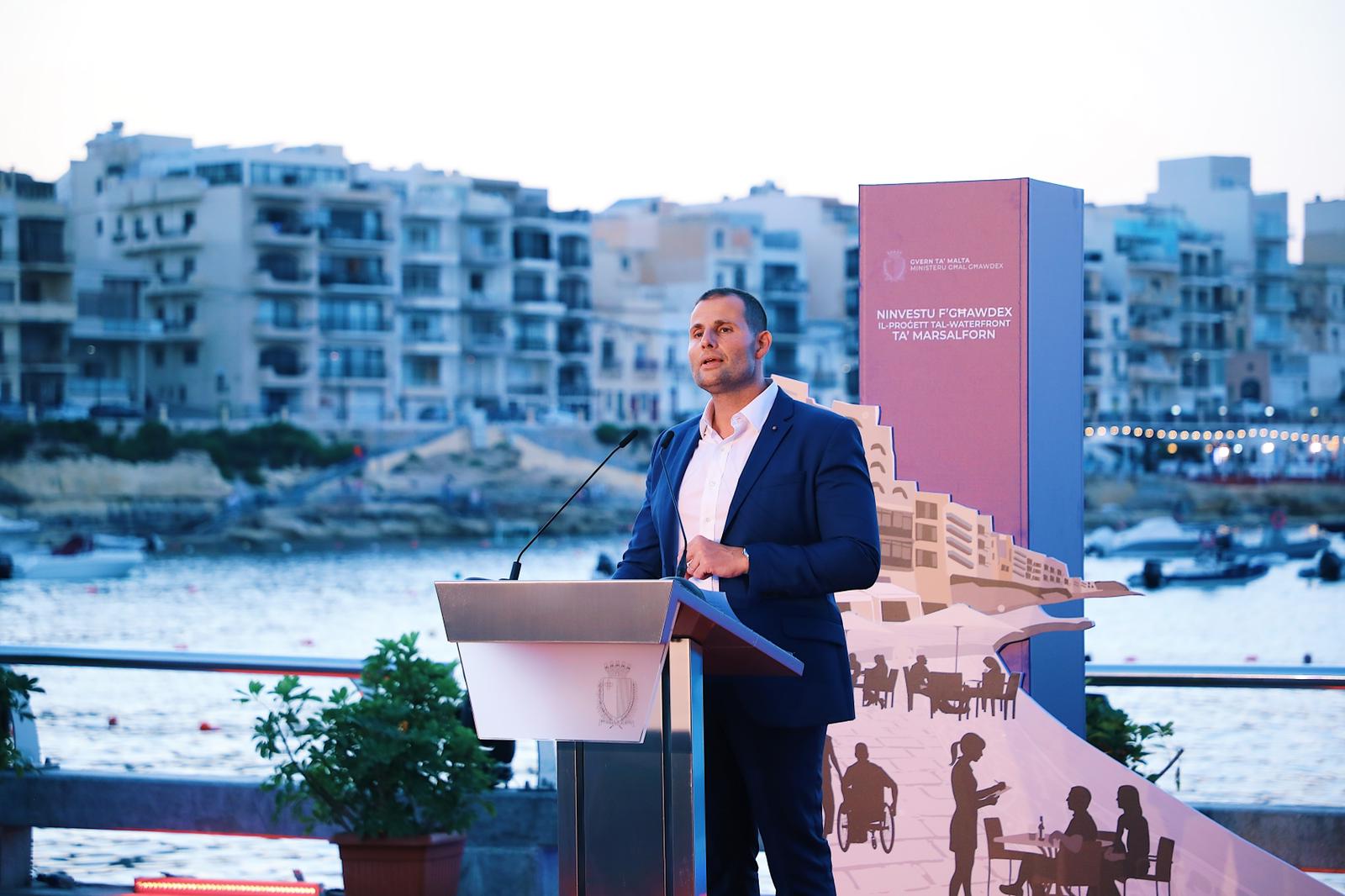 STQARRIJA MILL-UFFIĊĊJU TAL-PRIM MINISTRU; Ninvestu f’Għawdex: Inawgurat il-proġett tal-waterfront ta’ Marsalforn b’investiment ta’ €3 miljun