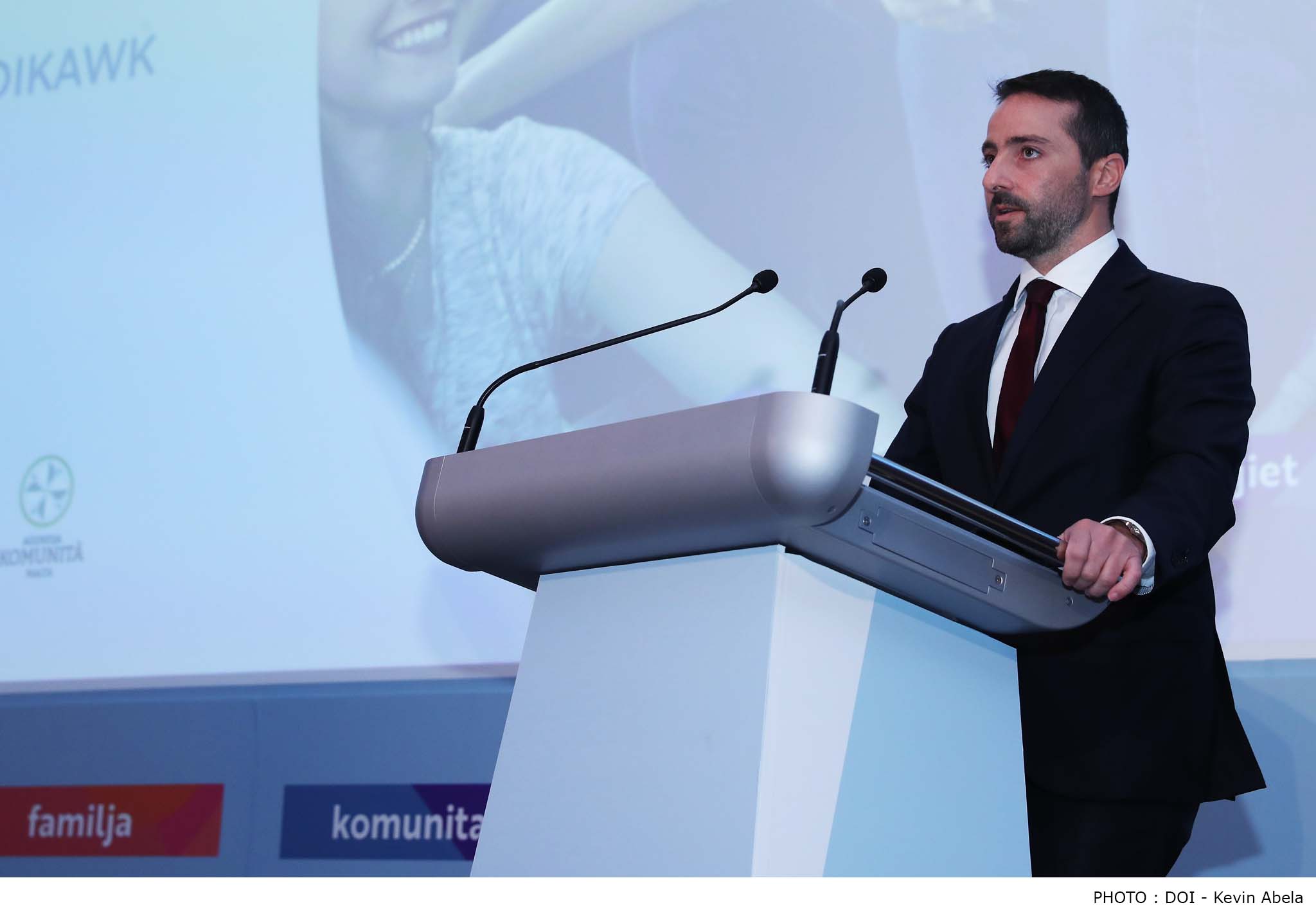 STQARRIJA MILL-MINISTERU GĦAS-SOLIDARJETÀ U L-ĠUSTIZZJA SOĊJALI, IL-FAMILJA U D-DRITTIJIET TAT-TFAL: Strateġija kontra l-vizzji fost l-adoloxxenti