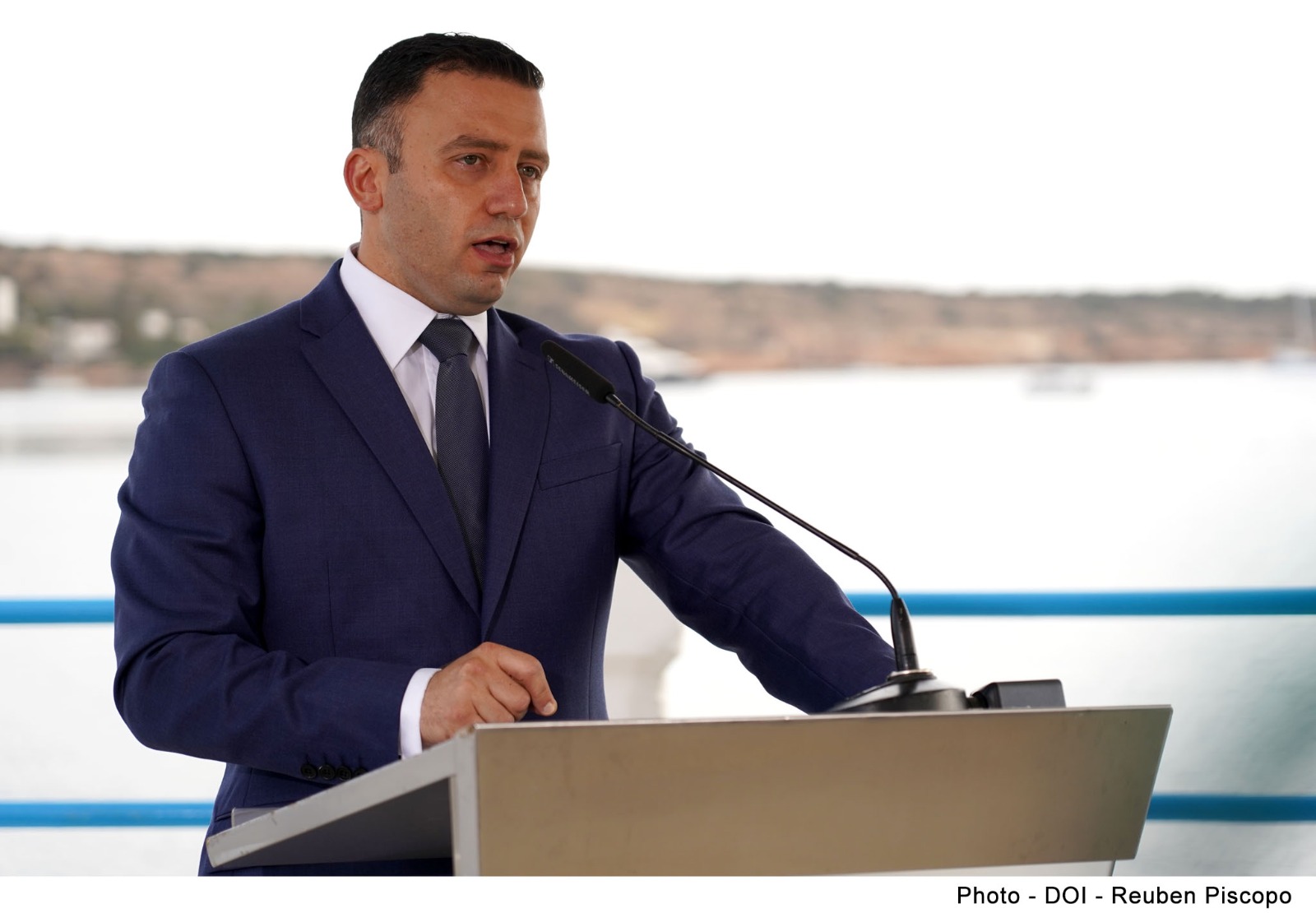 ​  PRESS RELEASE BY THE MINISTRY FOR TRANSPORT, INFRASTRUCTURE AND CAPITAL PROJECTS AND BY THE MINISTRY FOR TOURISM AND CONSUMER PROTECTION  Għadira Bay Regeneration Project announced
