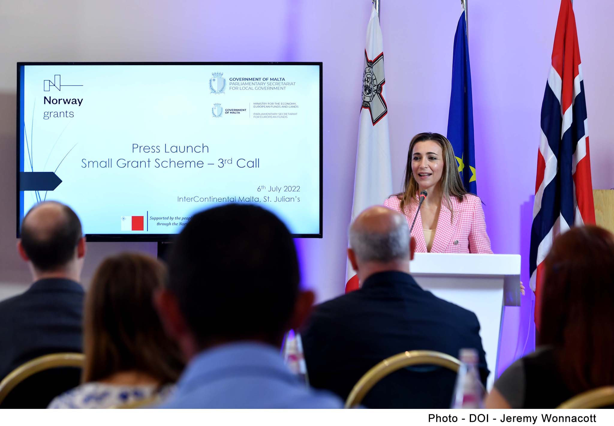 PRESS RELEASE BY THE PARLIAMENTARY SECRETARIAT FOR LOCAL GOVERNMENT AND THE PARLIAMENTARY SECRETARIAT FOR EUROPEAN FUNDS: Launch of the third Call for applications for the Small Grants Scheme through Norwegian Funds