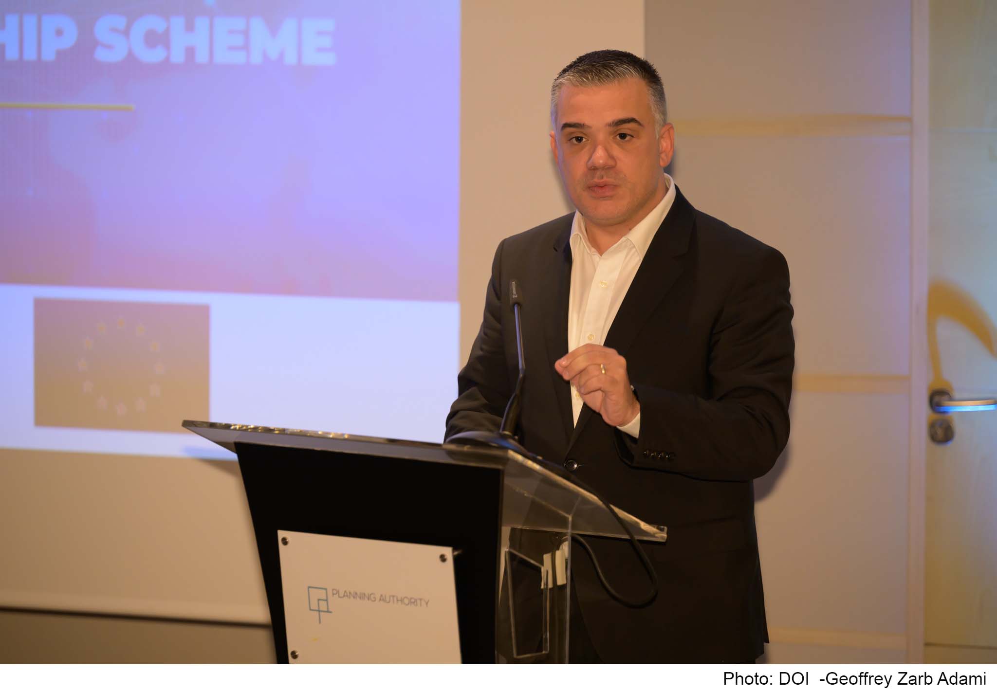 STQARRIJA MILL-MINISTERU GĦAX-XOGĦLIJIET PUBBLIĊI U L-IPPJANAR U MIS-SEGRETARJAT PARLAMENTARI GĦALL-FONDI EWROPEJ Użu ta’ informazzjoni għal ippjanar aħjar