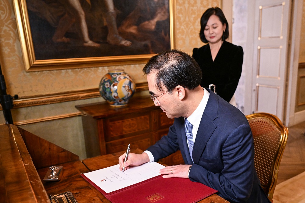 Il-President George Vella llum rċieva l-Ittri ta’ Kredenzjali tal-Ambaxxatur tar-Repubblika tal-Korea, Seong Ho Lee, fil-Palazz ta’ Sant’Anton.