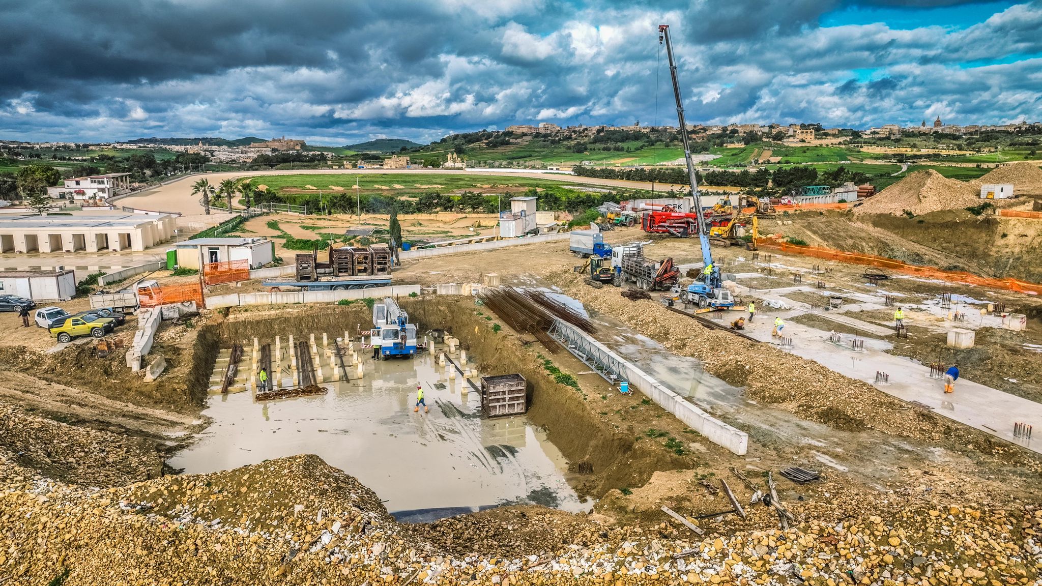 STQARRIJA MILL-MINISTERU GĦAL GĦAWDEX U S-SEGRETARJAT PARLAMENTARI GĦALL-FONDI EWROPEJ Bdew ix-xogħlijiet fuq il-Park & Ride tax-Xewkija li se jinkludu wkoll żona rikreattiva