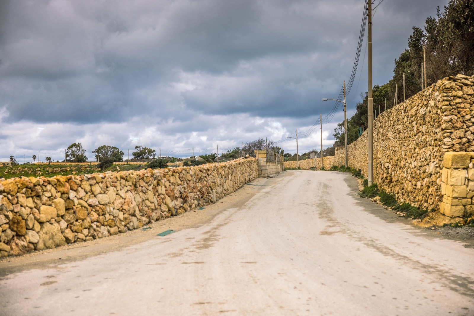 STQARRIJA MILL-MINISTERU GĦAL GĦAWDEX U MIS-SEGRETARJAT PARLAMENTARI GĦALL-FONDI EWROPEJ Jitlesta l-proġett ta’ restawr u bini mill-ġdid ta’ ħitan tas-sejjieħ f’Għawdex b’valur ta’ €10 miljun fondi Ewropej
