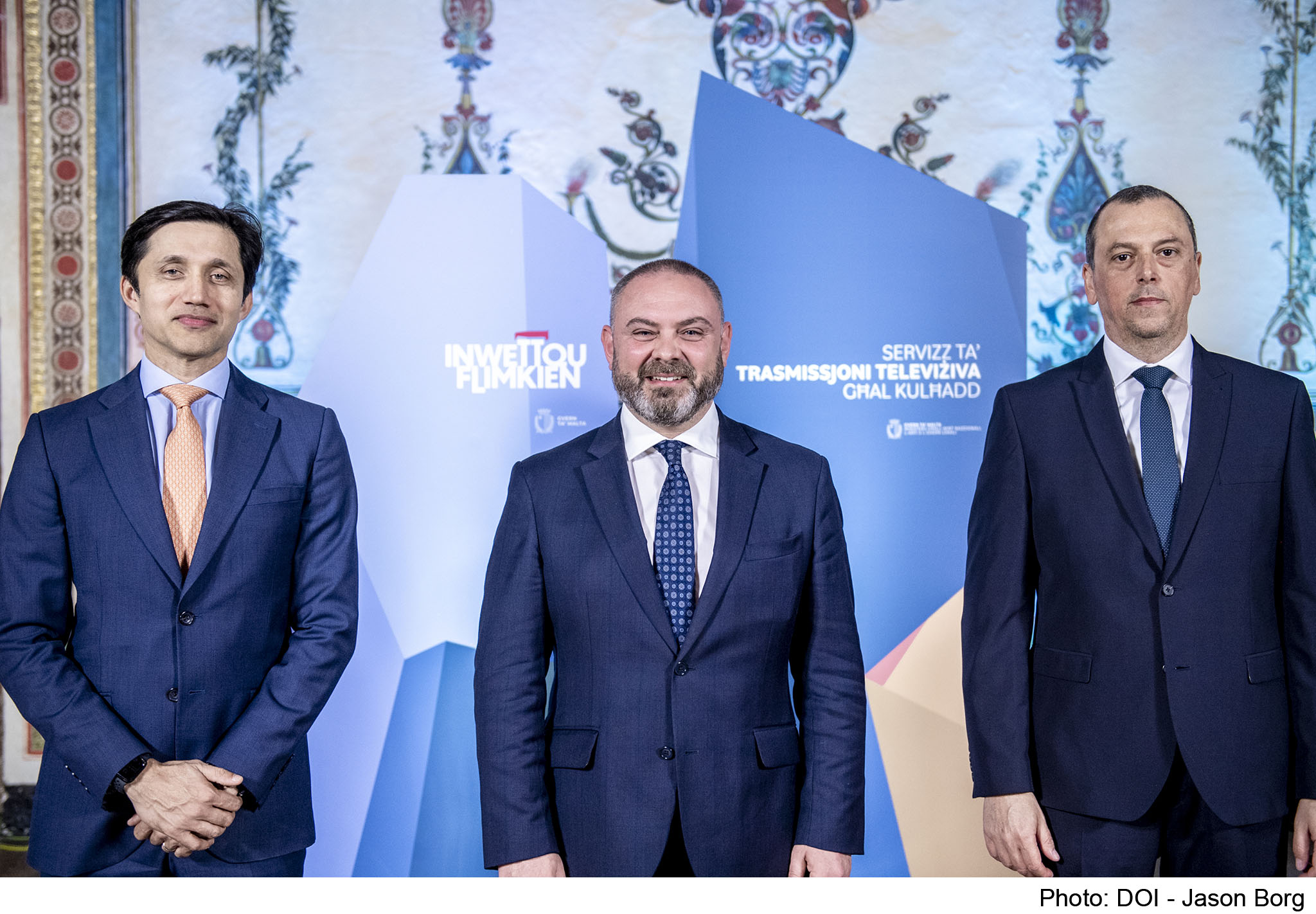 PRESS RELEASE BY THE MINISTRY FOR THE NATIONAL HERITAGE, THE ARTS AND LOCAL GOVERNMENT An agreement is reached to ensure that every Maltese and Gozitan citizen has free access to basic television services