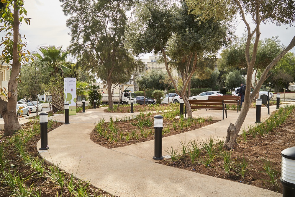 STQARRIJA MILL-MINISTERU GĦAX-XOGĦLIJIET PUBBLIĊI U L-IPPJANAR: Inawgurat spazju miftuħ għall-komunità ta’ San Ġwann