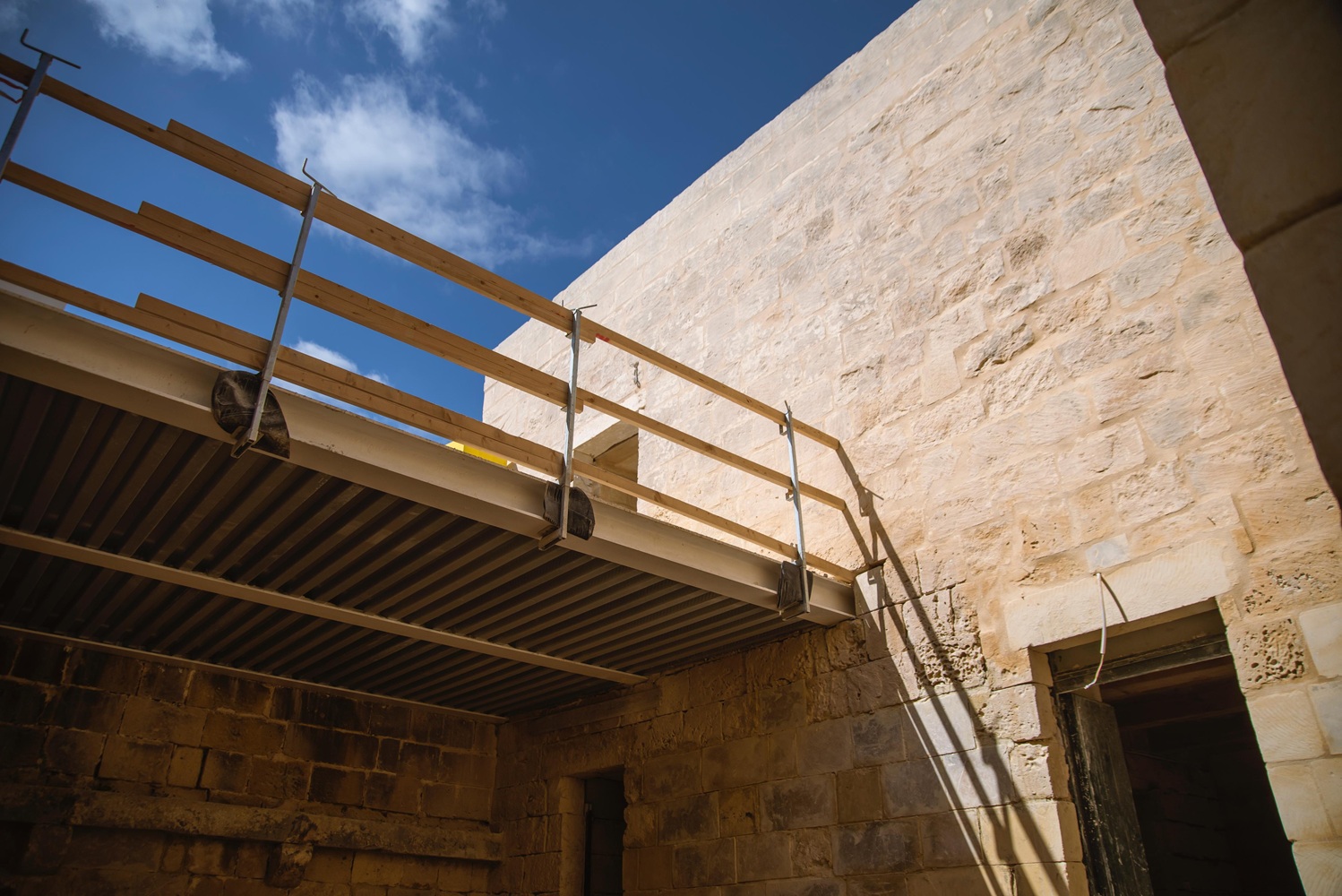 PRESS RELEASE BY THE MINISTRY FOR THE ENVIRONMENT, ENERGY AND PUBLIC CLEANLINESS Restoration works on groundsman’s house in Romeo Romano paves way for a new educational centre