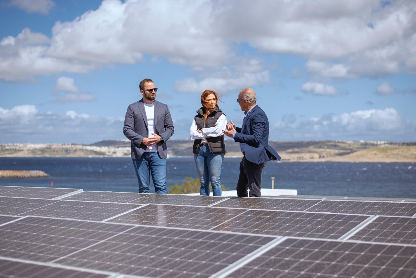 PRESS RELEASE BY THE MINISTRY FOR THE ENVIRONMENT, ENERGY AND PUBLIC CLEANLINESS New PV panels at the Ċirkewwa and Pembroke Reverse Osmosis plants to generate enough renewable electricity to power 415 households