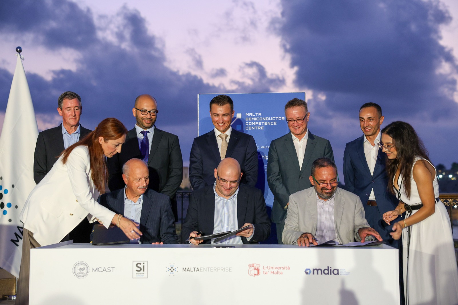 PRESS RELEASE BY THE MINISTRY FOR THE ECONOMY, ENTERPRISE AND STRATEGIC PROJECTS Malta launches the Malta Semiconductor Competence Centre, strengthening its role in Europe’s semiconductor ecosystem.
