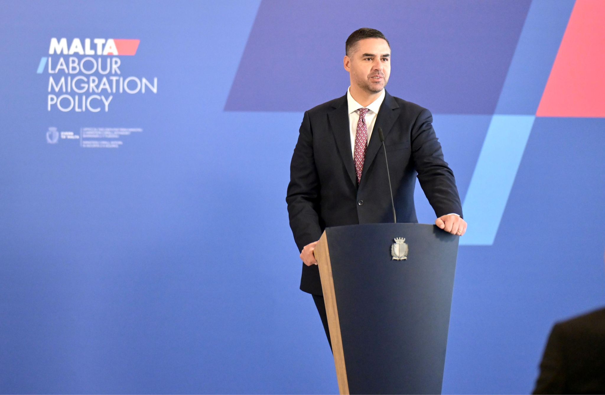 PRESS RELEASE BY THE OFFICE OF THE DEPUTY PRIME MINISTER AND MINISTRY FOR FOREIGN AFFAIRS AND TOURISM AND THE MINISTRY FOR HOME AFFAIRS, SECURITY AND EMPLOYMENT Mandatory Pre-Departure course and examination before a person comes to work in Malta
