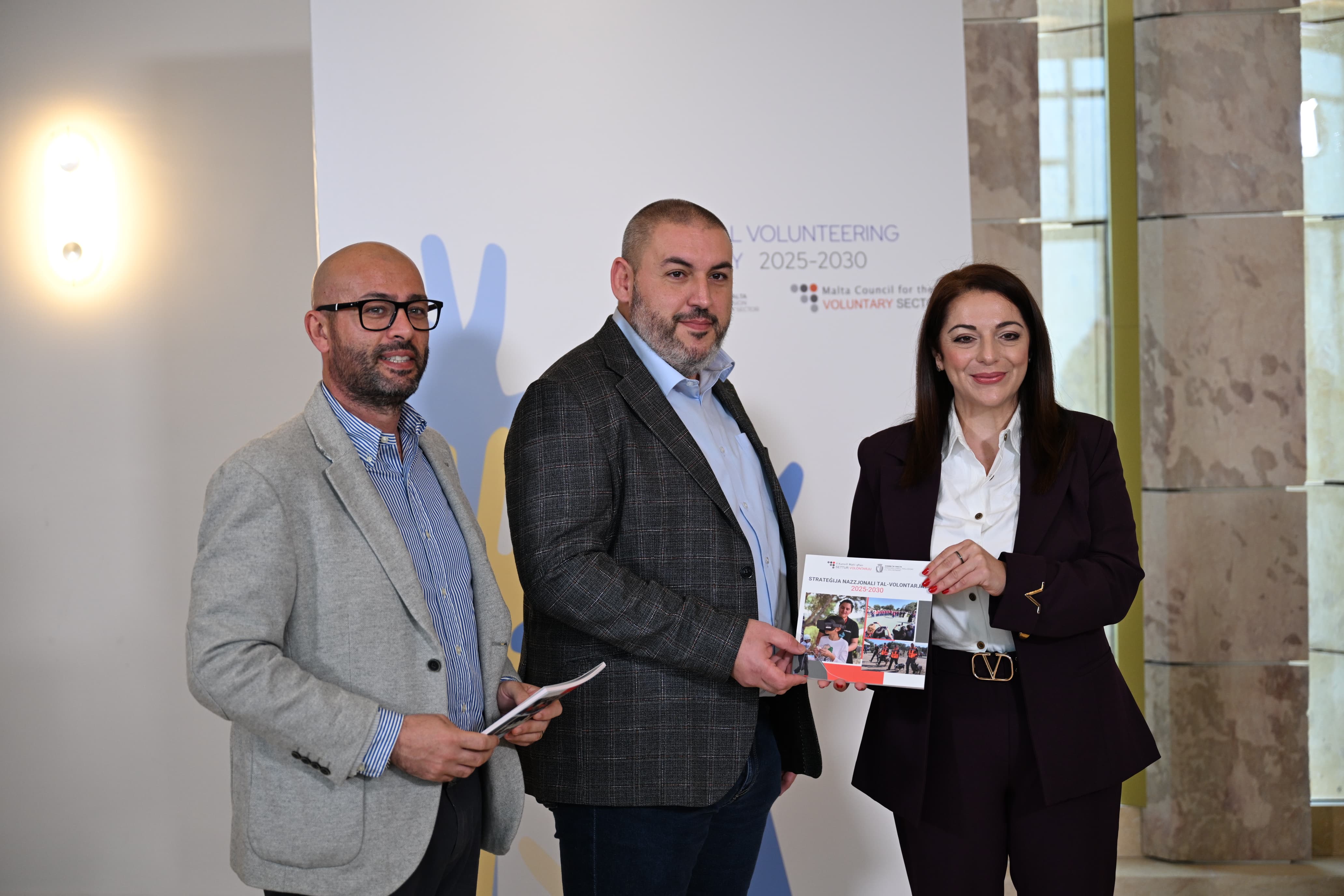 STQARRIJA MILL-MINISTERU GĦALL-INKLUŻJONI U L-VOLONTARJAT Imnedija l-Istrateġija Nazzjonali għas-settur tal-volontarjat 2025–2030