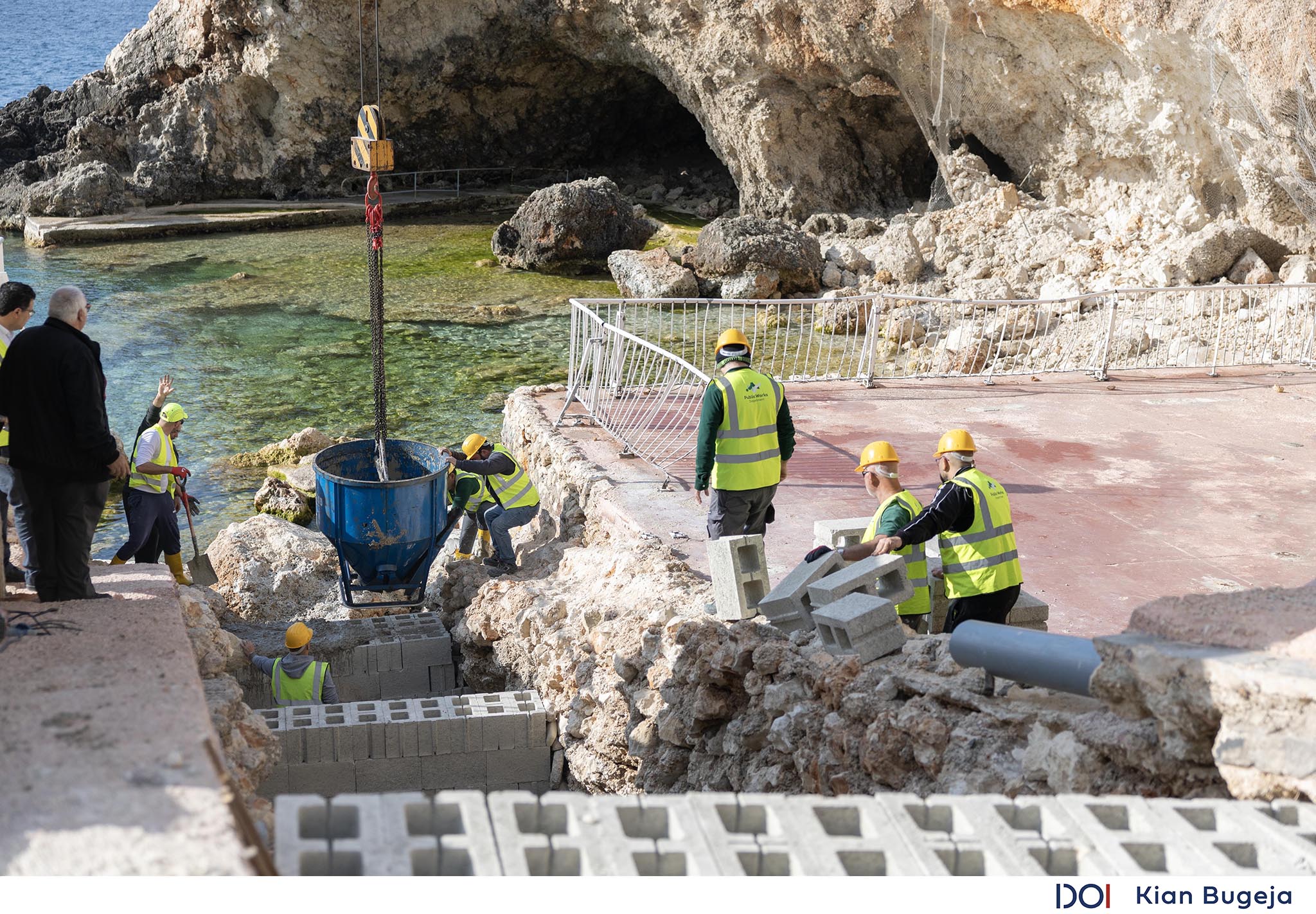 PRESS RELEASE BY THE PARLIAMENTARY SECRETARIAT FOR PUBLIC WORKS Works progressing to return Għar Lapsi to the public