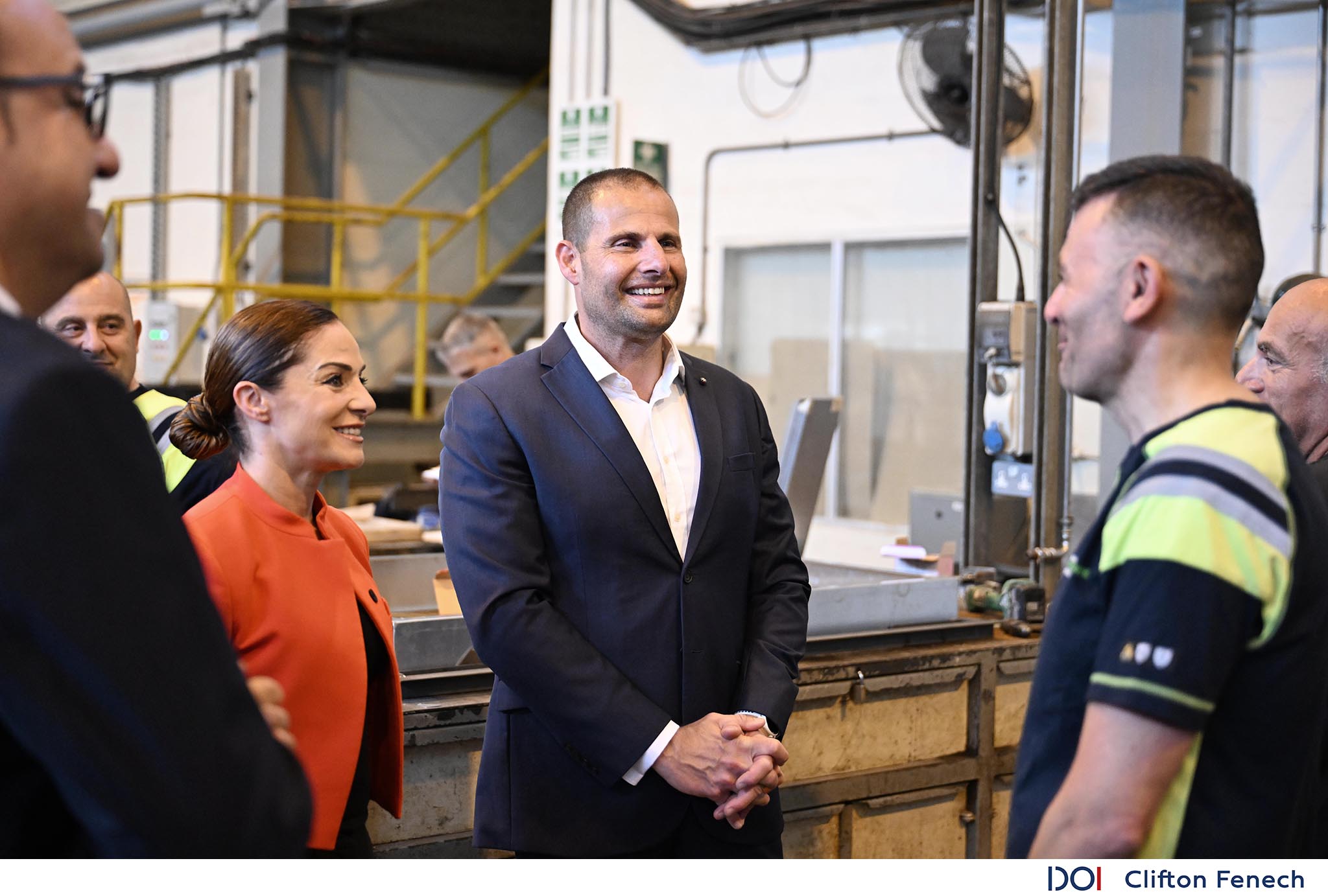 STQARRIJA MILL-UFFIĊĊJU TAL-PRIM MINISTRU Il-Prim Ministru Robert Abela f'laqgħa mar-rappreżentanti tas-settur tal-enerġija f'pajjiżna