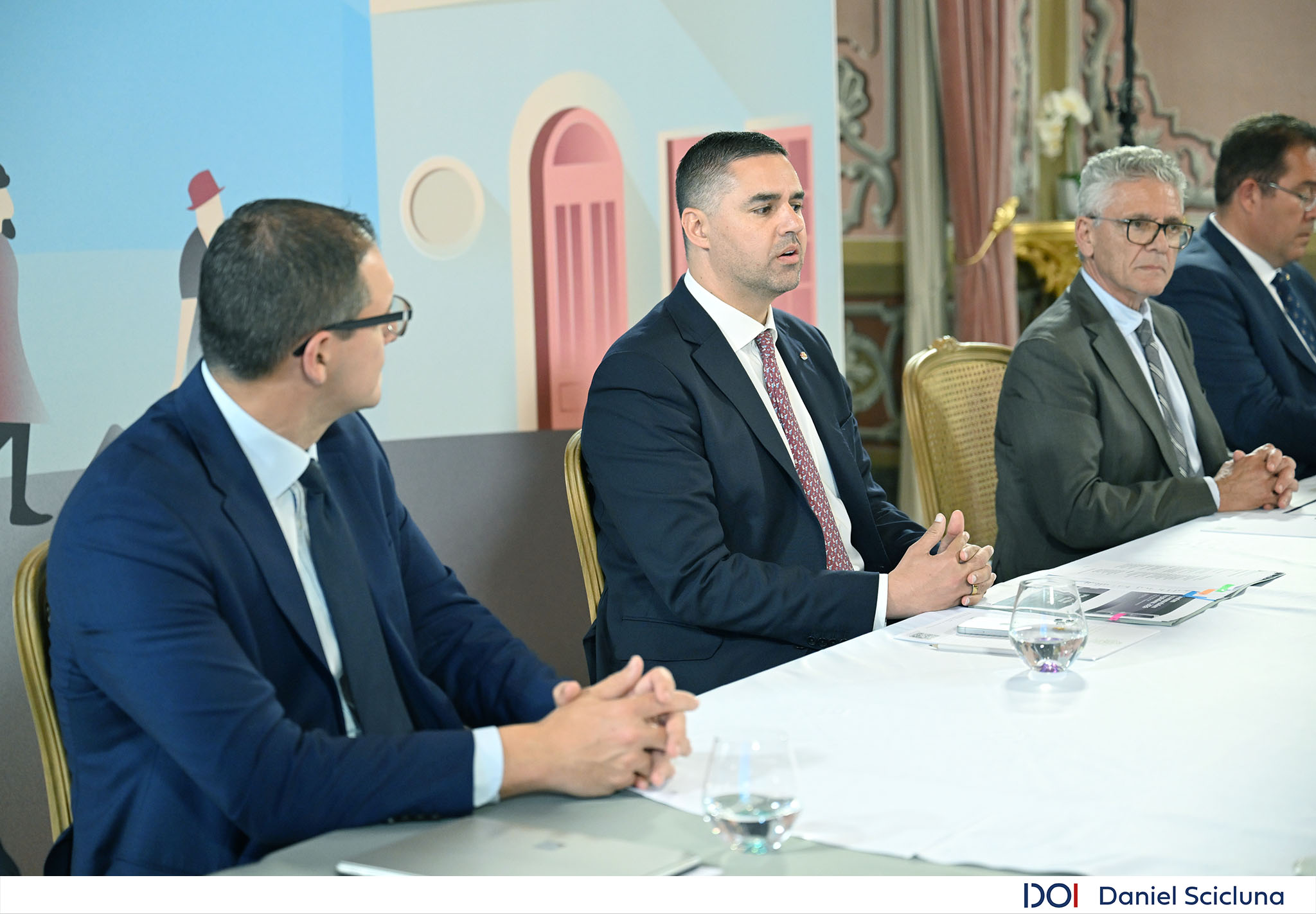 PRESS RELEASE BY THE OFFICE OF THE DEPUTY PRIME MINISTER AND MINISTRY FOR FOREIGN AFFAIRS AND TOURISM New regulations for hotels and short-term rentals