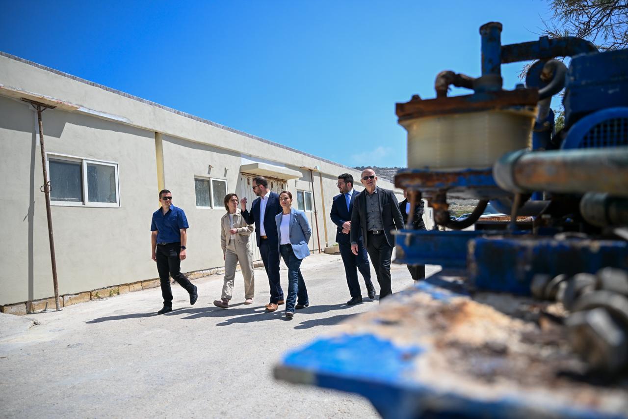 PRESS RELEASE BY THE MINISTRY FOR THE ENVIRONMENT, ENERGY AND PUBLIC CLEANLINESS Malta’s water projects draw praise from the EU’s Environment Commissioner