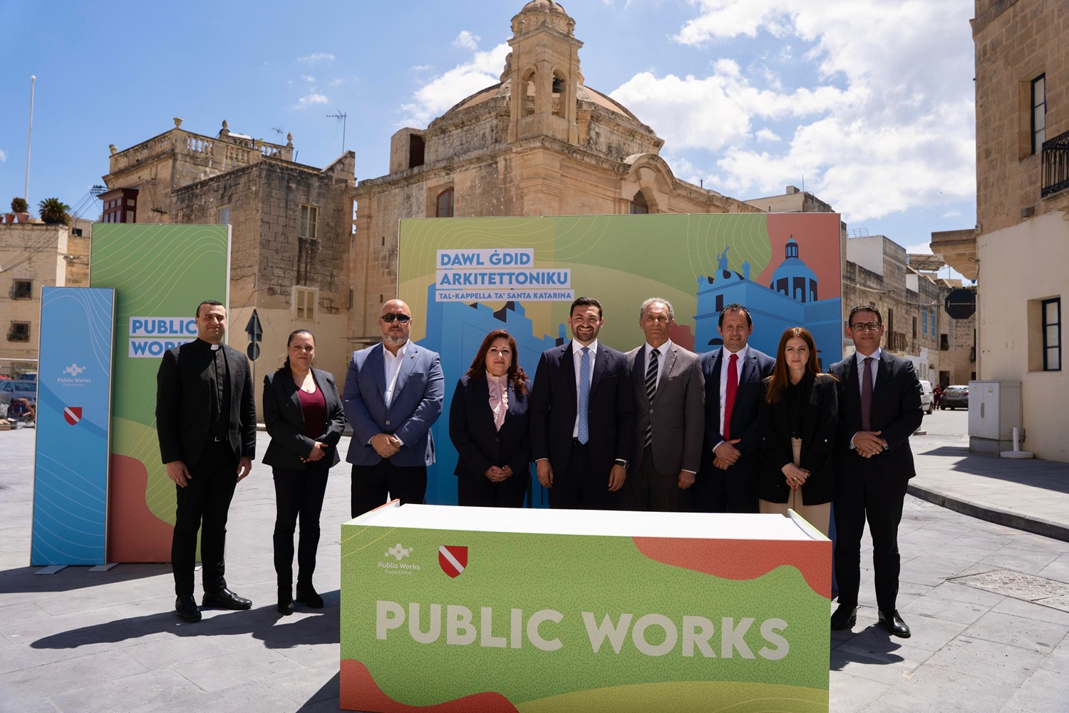 PRESS RELEASE BY THE PARLIAMENTARY SECRETARIAT FOR PUBLIC WORKS Agreement for the maintenance of the main Square in Mqabba