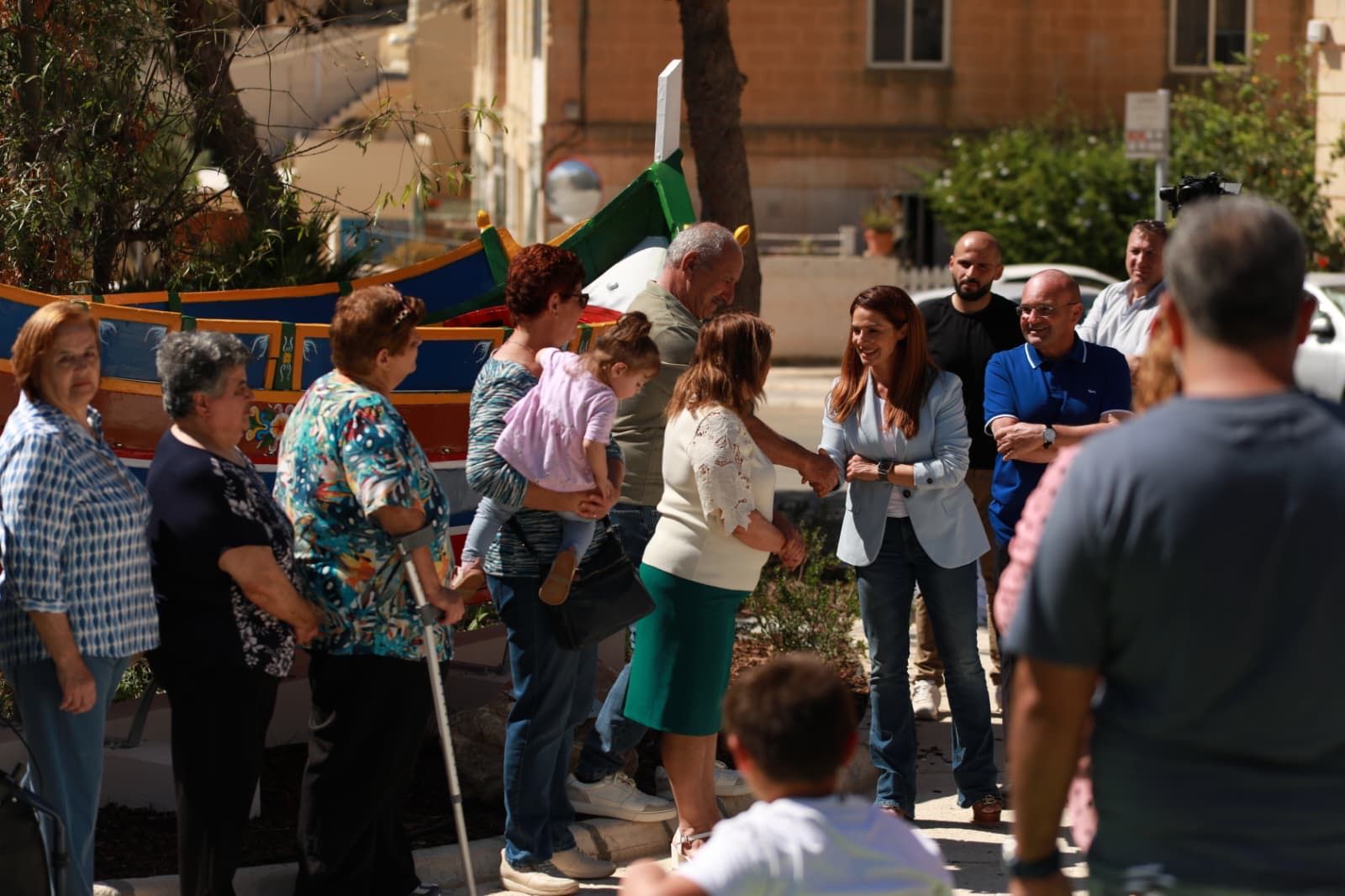 PRESS RELEASE BY THE MINISTRY FOR THE ENVIRONMENT, ENERGY AND PUBLIC CLEANLINESS Misraħ il-Karmelitani Garden inaugurated in Żurrieq