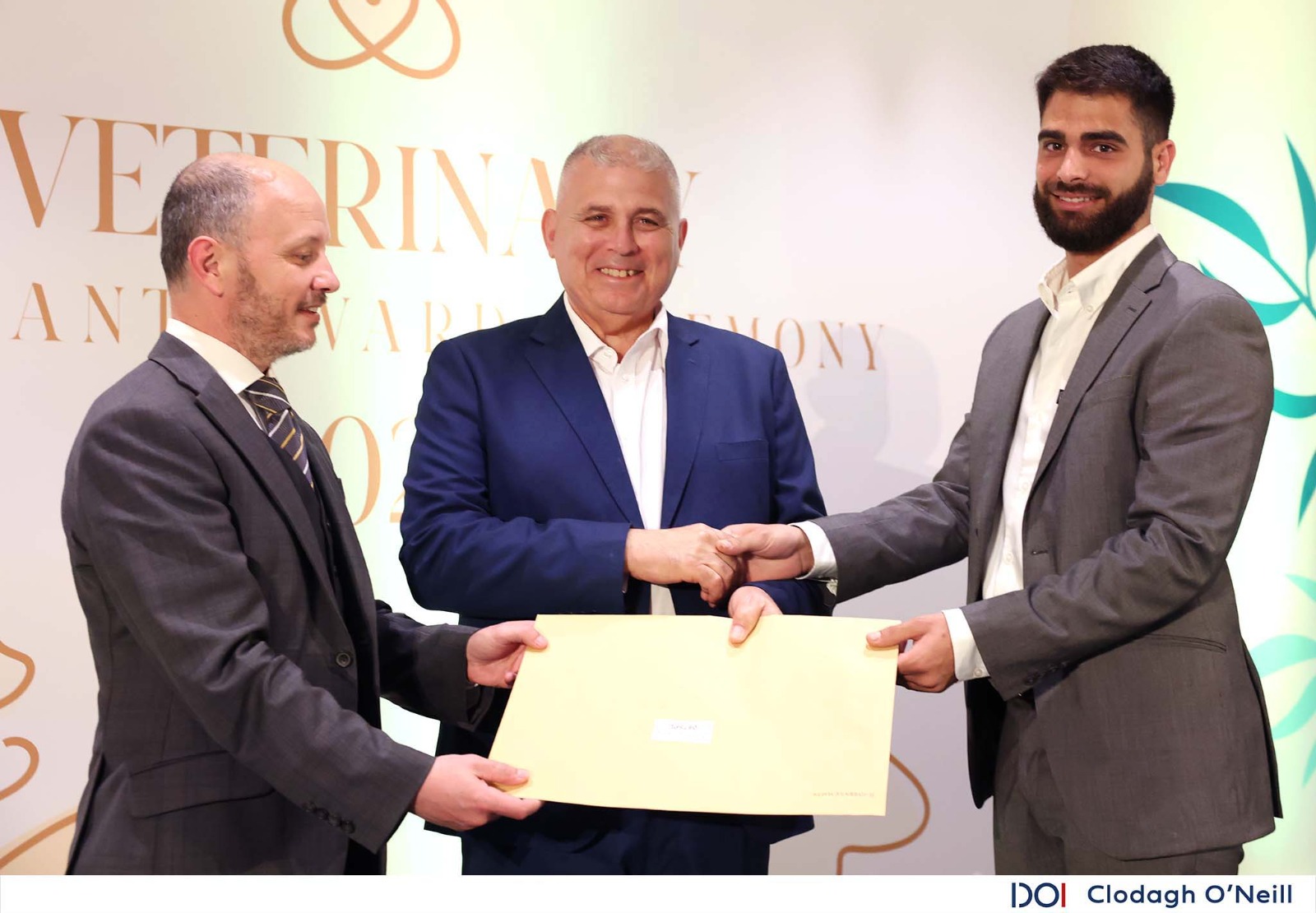 STQARRIJA MILL-MINISTERU GĦALL-AGRIKOLTURA, IS-SAJD U D-DRITTIJIET TAL-ANNIMALI Numru ta’ professjonisti veterinarji jingħataw il-warrant