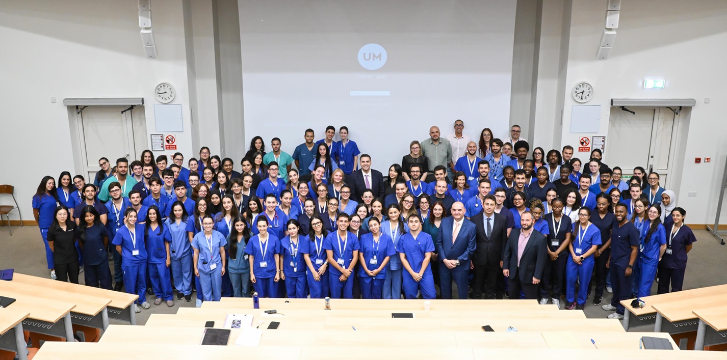​ PRESS RELEASE BY THE OFFICE OF THE DEPUTY PRIME MINISTER AND MINISTRY FOR HEALTH Deputy Prime Minister Borg meets 138 newly graduated doctors beginning clinical training in Government hospitals and healthcare facilities