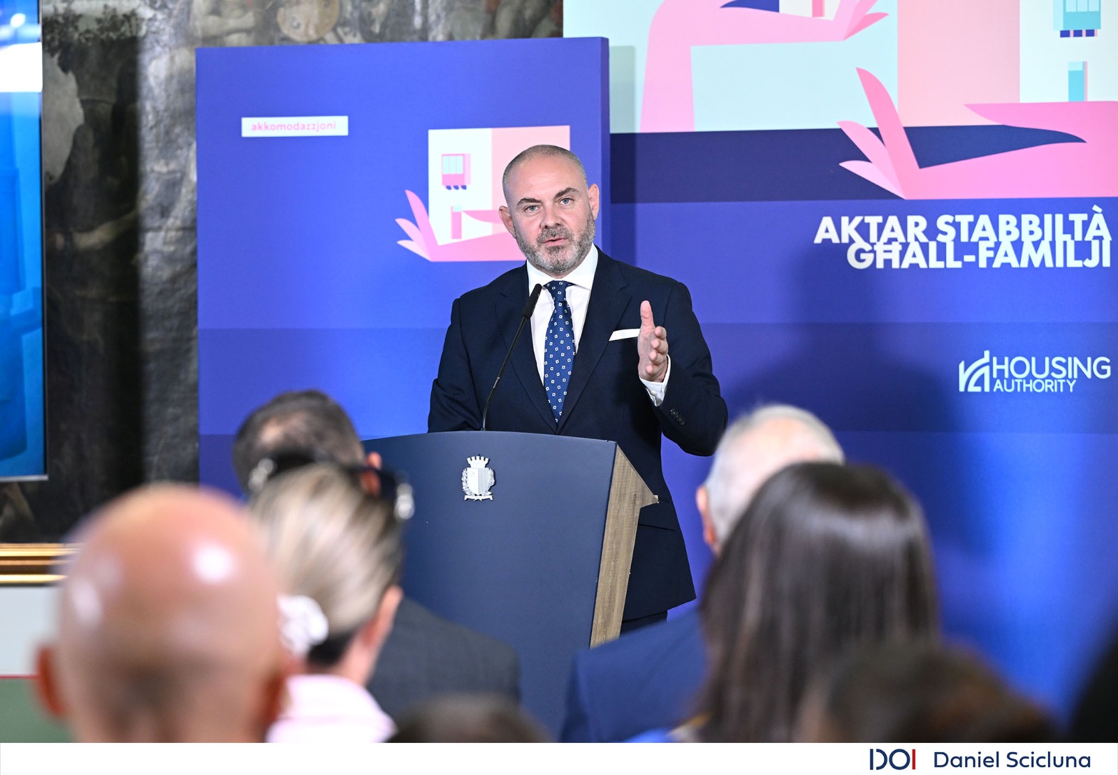STQARRIJA MILL-MINISTERU GĦALL-AKKOMODAZZJONI U L-ARTIJIET Il-benefiċċjarji li d-dħul tagħhom jaqbeż il-limitu ta’ eliġibbiltà se jibbenefikaw minn tranżizzjoni ta’ sentejn fis-sussidju tal-kera