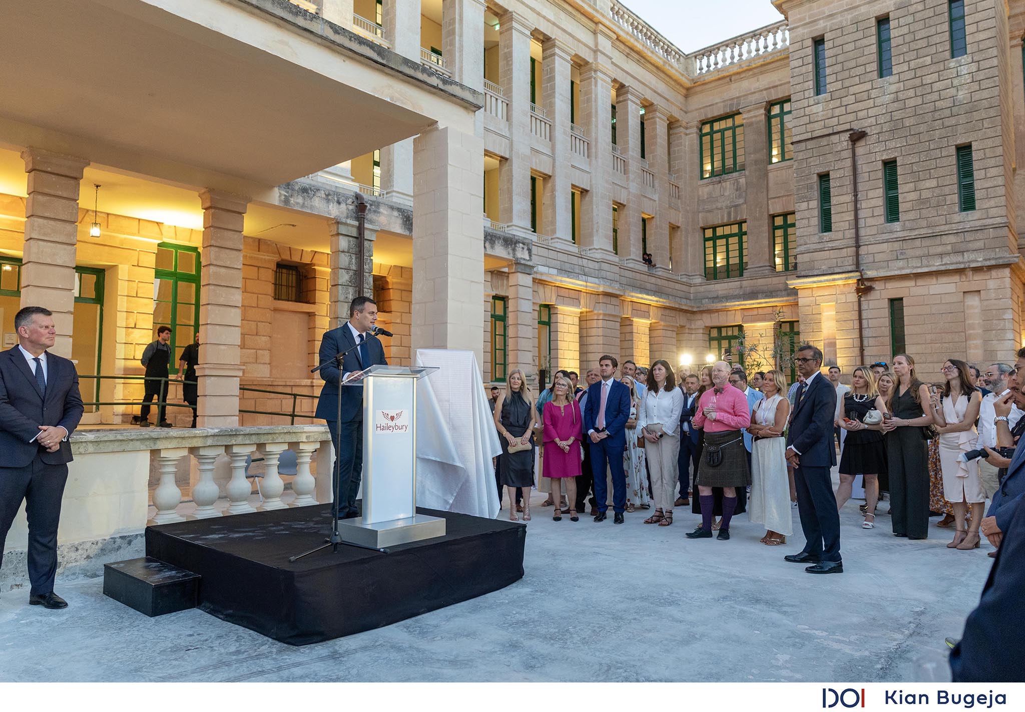 PRESS RELEASE BY THE OFFICE OF THE DEPUTY PRIME MINISTER AND MINISTRY FOR HEALTH AND THE MINISTRY FOR EDUCATION AND SPORT Haileybury Malta’s permanent campus in Mtarfa officially opens