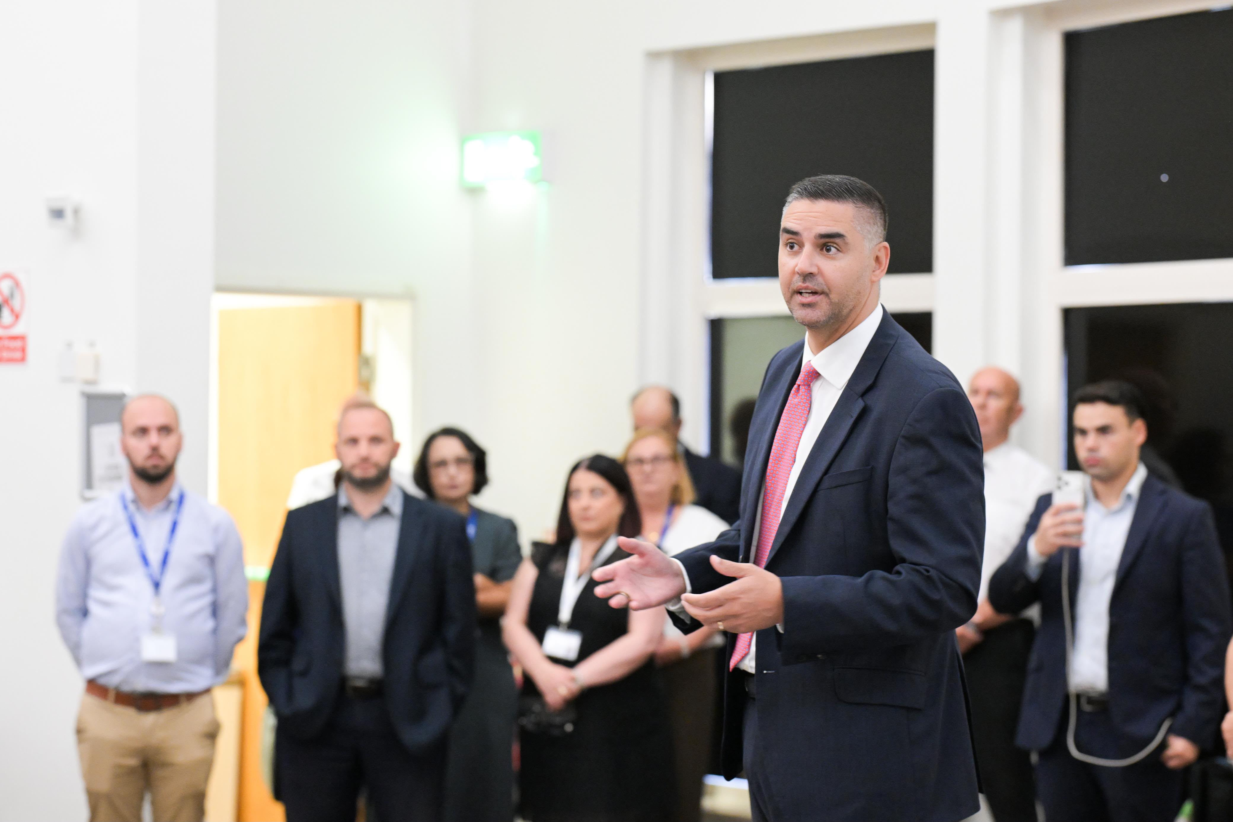 PRESS RELEASE BY THE OFFICE OF THE DEPUTY PRIME MINISTER AND MINISTRY FOR HEALTH Deputy Prime Minister Ian Borg meets newly qualified nurses and midwives joining the Mater Dei Hospital team