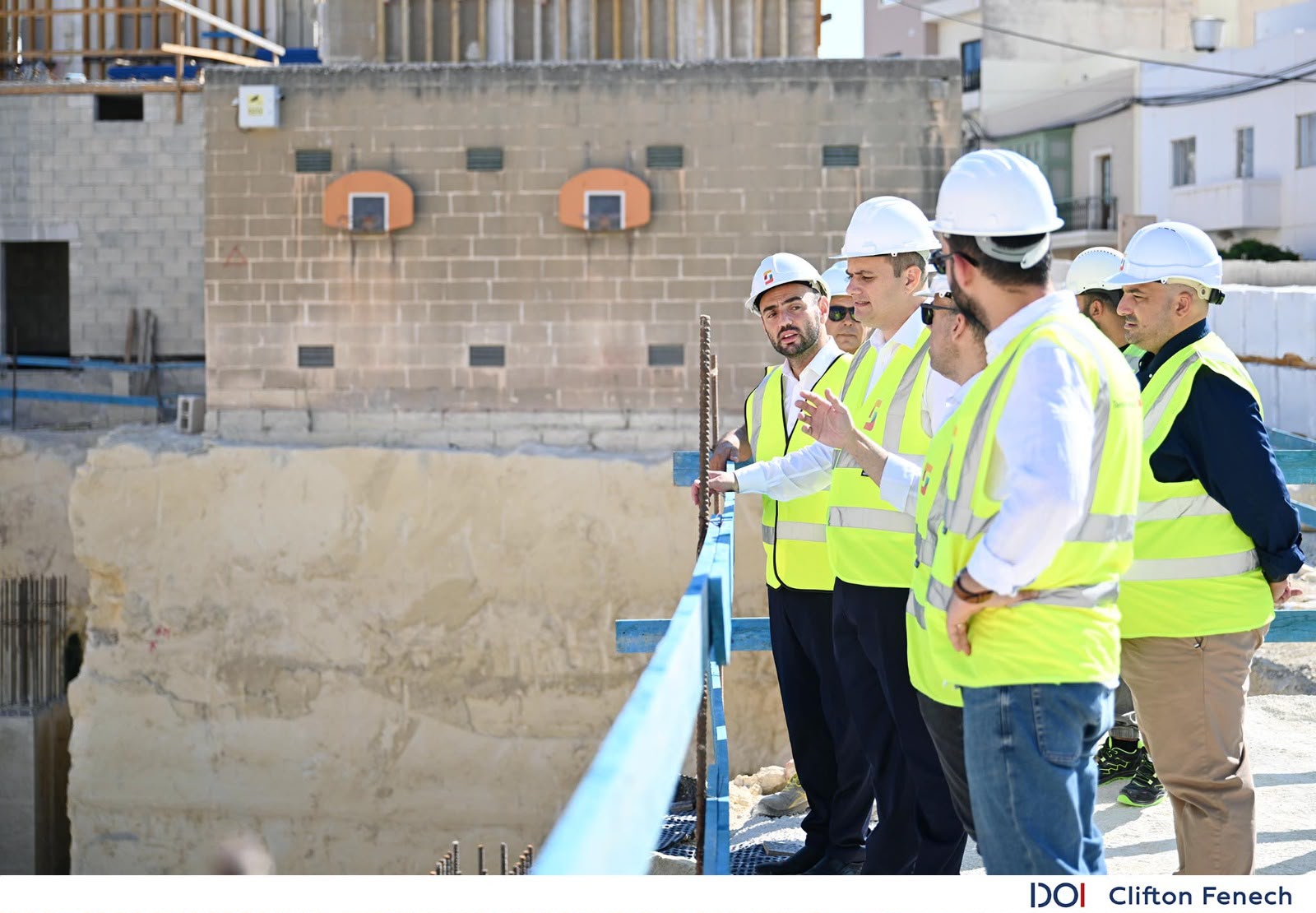 STQARRIJA MILL-MINISTERU GĦALL-EDUKAZZJONI U L-ISPORT U L-MINISTERU GĦALL-FONDI EWROPEJ, ID-DJALOGU SOĊJALI U L-PROTEZZJONI TAL-KONSUMATUR Javvanzaw ix-xogħlijiet fuq l-iskola l-ġdida tan-Naxxar