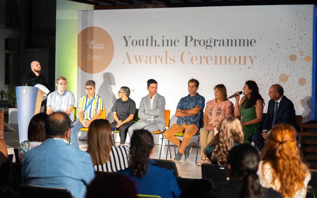 PRESS RELEASE BY THE MINISTRY FOR YOUTH, WELLBEING AND THE IMPLEMENTATION OF THE ELECTORAL PROGRAMME Young people successfully complete the Youth. Inc programme which helps them develop basic skills