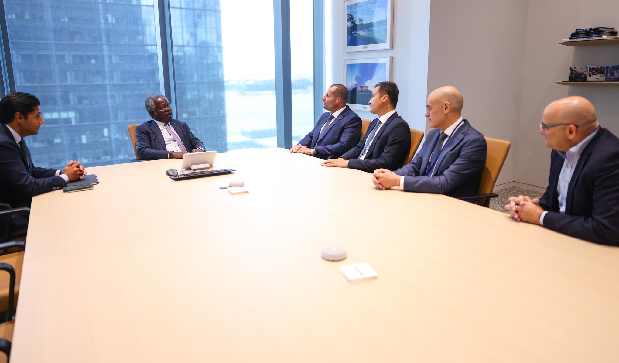 PRESS RELEASE BY THE OFFICE OF THE PRIME MINISTER Prime Minister Robert Abela meets leading international companies to strengthen Malta's connectivity and attract further investment