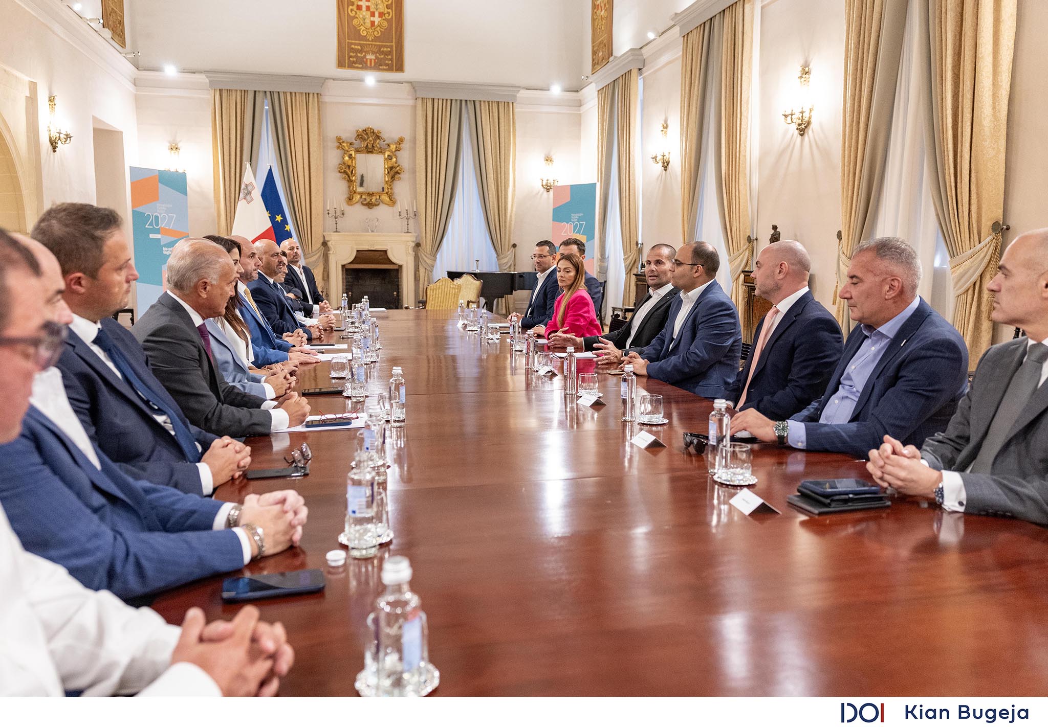 STQARRIJA MILL-UFFIĊĊJU TAL-PRIM MINISTRU Il-Prim Ministru Robert Abela jħabbar li l-qafas ta’ politika li tirrigwarda l-użu tal-pannelli fotovoltajiċi f’żoni industrijali huwa finalizzat