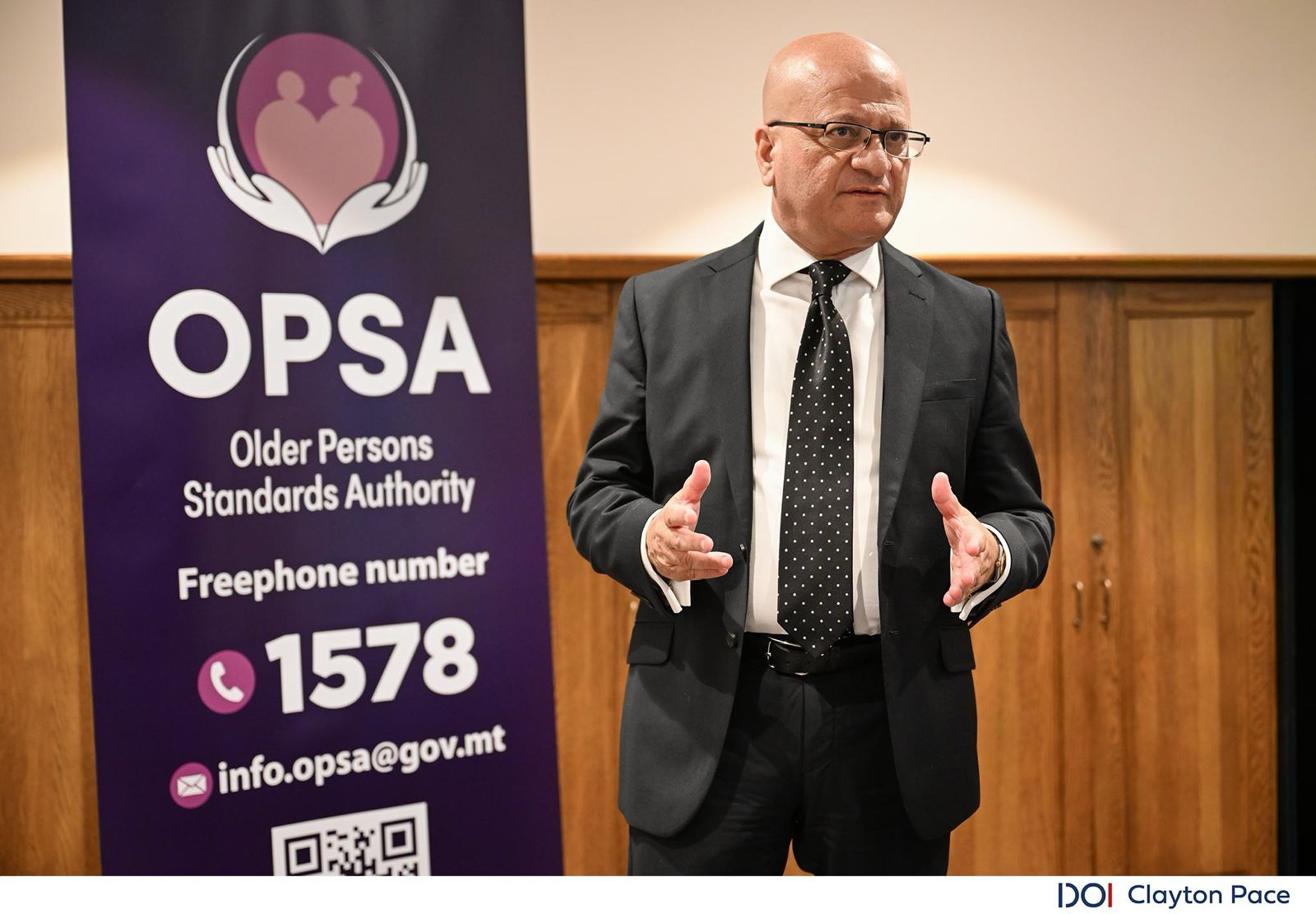 STQARRIJA MIS-SEGRETARJAT PARLAMENTARI FL-UFFIĊĊJU TAD-DEPUTAT PRIM MINISTRU U L-MINISTERU GĦAS-SAĦĦA Jitnieda l-Freephone 1578 biex isaħħaħ il-kuntatt bejn l-OPSA, l-anzjani u l-familji tagħhom