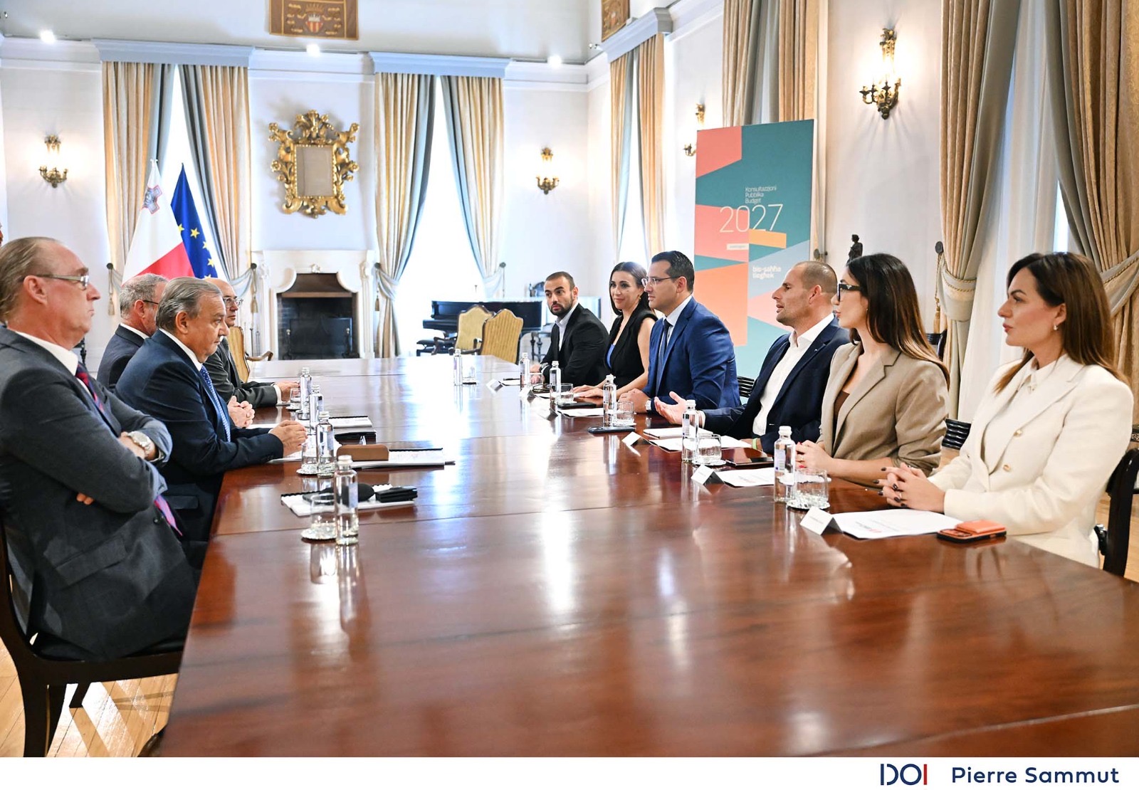 STQARRIJA MILL-UFFIĊĊJU TAL-PRIM MINISTRU Il-Prim Ministru Robert Abela jiltaqa’ mar-rappreżentanti tal-Assoċjazzjoni Maltija ta’ Min Iħaddem, l-MEA għal laqgħa ta’ konsultazzjoni qabel il-Budget 2027