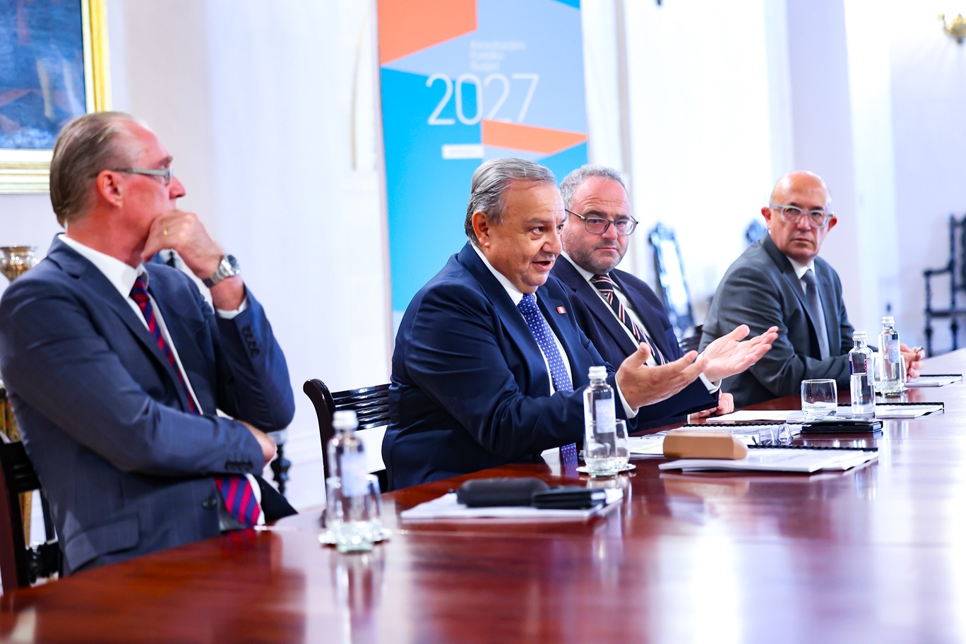 STQARRIJA MILL-UFFIĊĊJU TAL-PRIM MINISTRU Il-Prim Ministru Robert Abela jiltaqa’ mar-rappreżentanti tal-Assoċjazzjoni Maltija ta’ Min Iħaddem, l-MEA għal laqgħa ta’ konsultazzjoni qabel il-Budget 2027