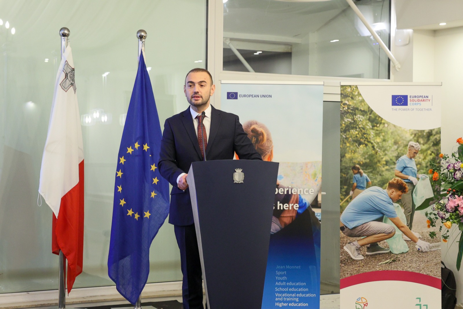 PRESS RELEASE BY THE MINISTRY FOR EUROPEAN FUNDS, SOCIAL DIALOGUE AND CONSUMER PROTECTION An investment of €20.5 million, with 225 projects approved to create more opportunities for people through European funds