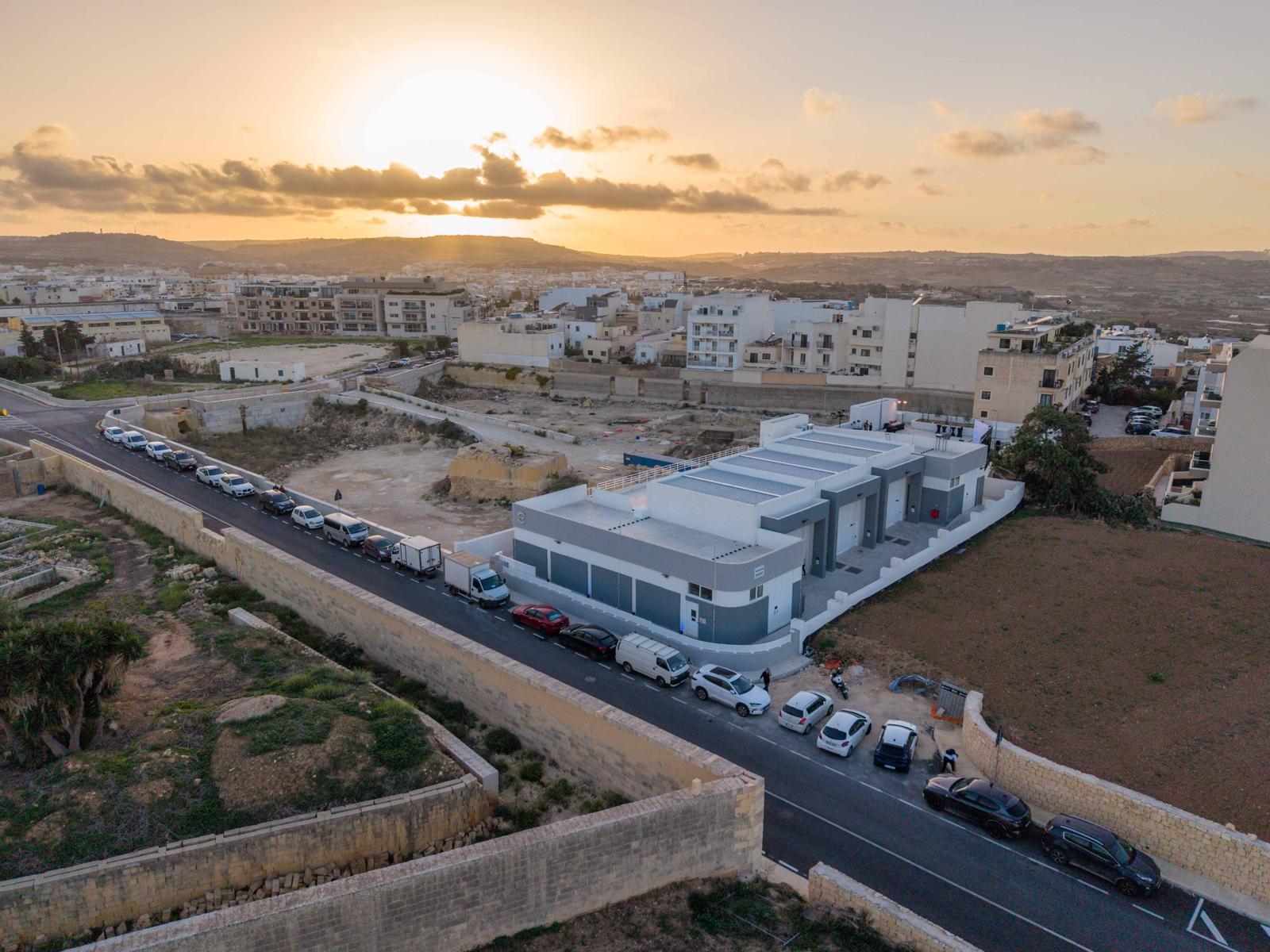 PRESS RELEASE BY THE MINISTRY FOR ENERGY, THE ENVIRONMENT AND THE REGENERATION OF THE GRAND HARBOUR AND THE MINISTRY FOR EUROPEAN FUNDS, SOCIAL DIALOGUE AND CONSUMER PROTECTION €40 million investment to strengthen electricity supply for 33,000 household